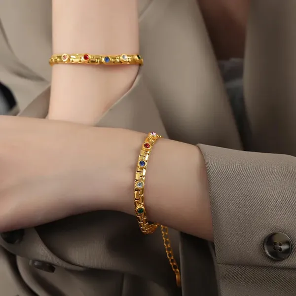 Gold_Bracelets_For_Women